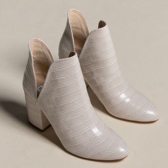 Steve Madden Shoes - STEVE MADDEN Bone Textured Leather Ankle Booties